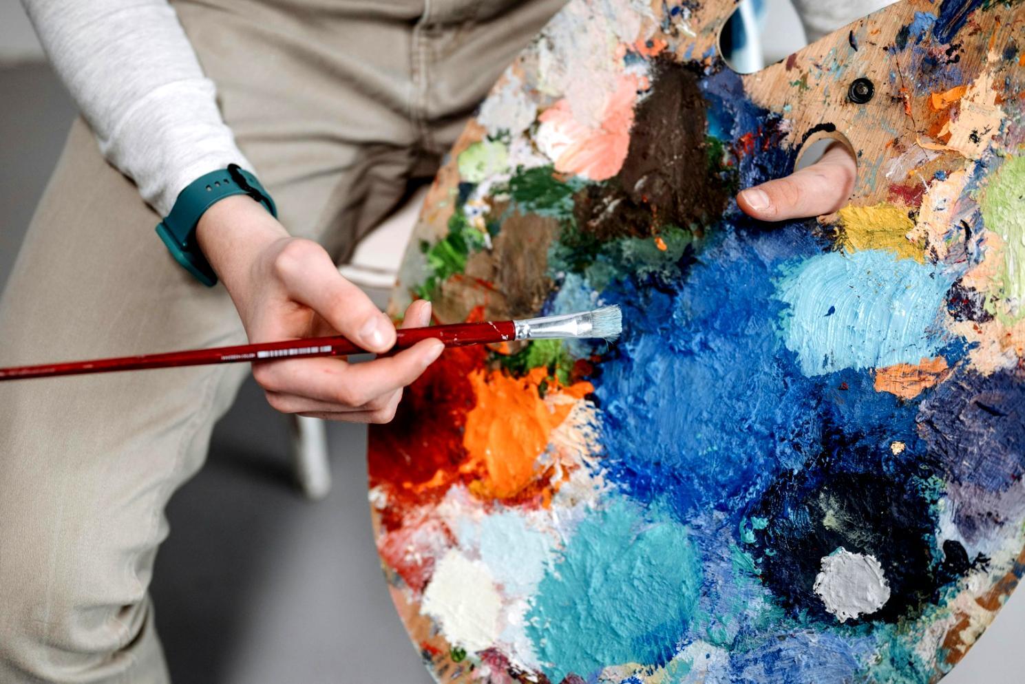 Illustrazione digitale con tecniche di colore avanzate